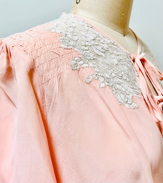 1930’s Rayon Bed Jacket - image 3