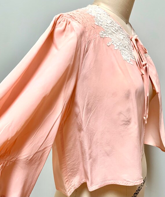 1930’s Rayon Bed Jacket - image 4