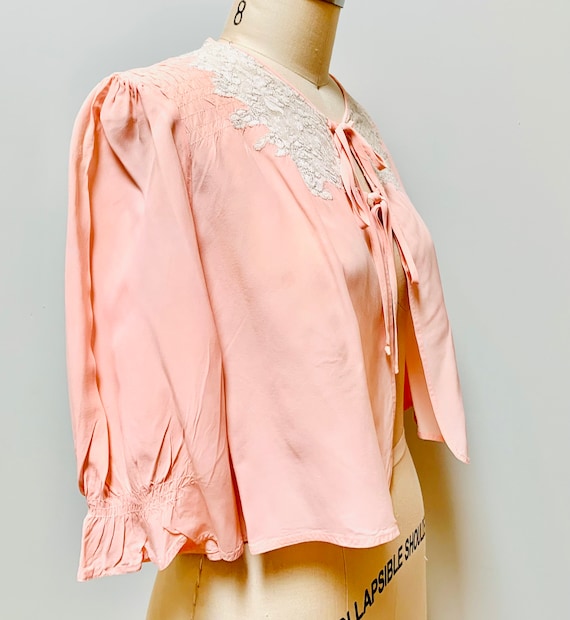 1930’s Rayon Bed Jacket - image 5