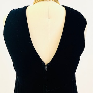 Vintage Black Velvet Dress image 10