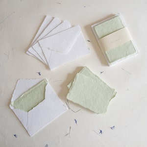 Vert Amande, Vintage green  Handmade Deckle Edge Paper 4 Bar envelope,  4 BAR Deckle Edge Paper, invite Calligraphy Paper, Papier Fait Main,