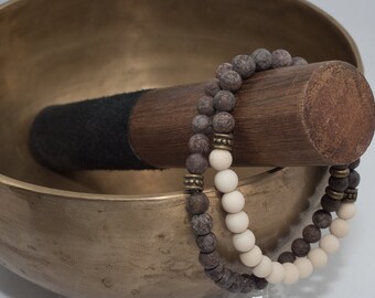Men's elastic bracelets with snowflake obsidian frosted beads and 6 mm fossil stone - gift for Him