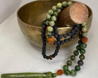 Unisex 108-bead Mala rosary necklace made of lava stone, light green serpentine, green African jade, and tassel - Gift for him or her