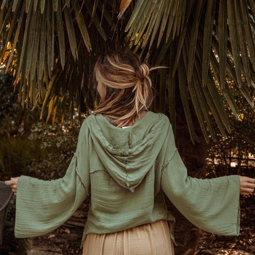 Boho Organic Cotton Bamboo Beachy Witchy Hoodie, Bohemian Grunge Crop Hoodie Top Muslin Sweatshirt, Whimsigoth Cottage Core Bell Sleeve Top