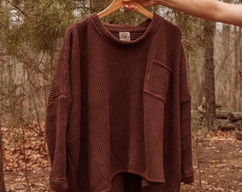 Suéter unisex fluido de algodón orgánico, suéter de punto bohemio chic y cuadrado, jersey de manga larga con bolsillo, suéter grueso de gran tamaño.