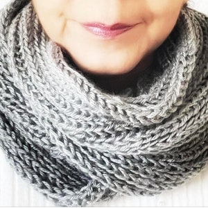 Unisex infinity scarf