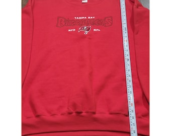 Vintage Tampa Bay Buccaneers NFL Red Sweatshirt VF Imagewear XL 02-03 K521