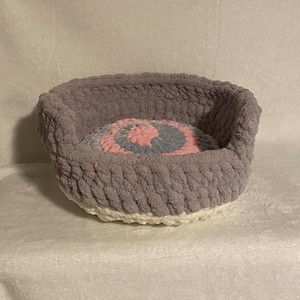 Small Cat Bed