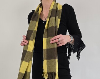 vintage 80s yellow grey checked wool scarf 80er Jahre Retro Schal gelb grau Karo Muster