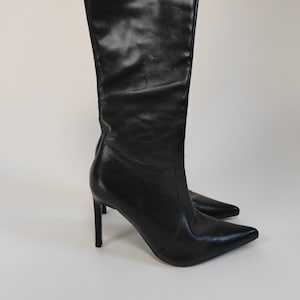 Leather and high heels 2025
