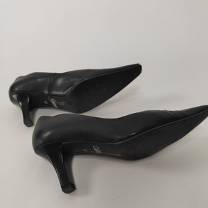 vintage 90s black pointed leather pumps size 6,5 90er Jahre Retro Oldschool Absatzschuhe schwarz spitz Leder Größe 39-40 Bild 7