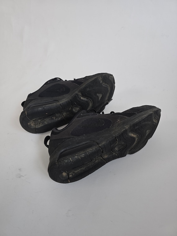 Vintage 90s Black Nike Sneaker Size US10.5 UK8 90s Old