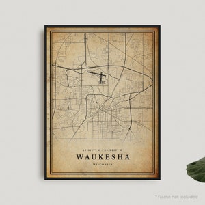 Waukesha Vintage Map Print, Waukesha Retro Map Poster, Antique Style Map, Wisconsin, Office Wall Art, Housewarming Birthday Gift | VU475