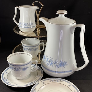 JLMenau Graf Von Henneberg Coffee Set - Coffee Pot, Creamer, 2 Coffee Cups & Saucers