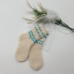 Baby Wollsocken / Wollsocken / Handgestrickte Wollsocken / Neugeborene Jungen und Mädchen Socken / Baby-Dusche-Geschenk aus reiner Wolle