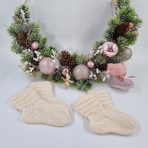 Baby Wollsocken / Handgestrickte Wollsocken / Neugeborene Socken / Frühchen Wollsocken / Reine Wollsocken / Geschenk zur Geburt
