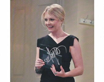 Melissa Joan Hart Authentic Original Hand Signed Autographed 8.5x11 matte photo with Full Signing Details Sabrina the Teenage Witch MJH