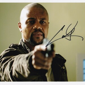 Cuba Gooding Jr. &#39;Hero Wanted&#39; Authentic Original Hand Signed Autographed 8x10 photo with a Certificate of Authenticity CoA Card & Hologram