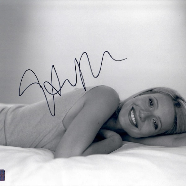 Gwyneth Paltrow Autographed 8x10 black and white photo with a Global Authentics GA GAI Certificate of Authenticity CoA