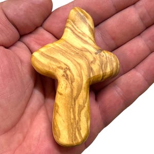 Croce da lusingare fatta a mano in Legno d'ulivo、パーソナライズ