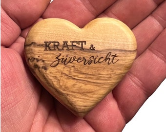 Handschmeichler KRAFT & Zuversicht aus Olivenholz personalisiert