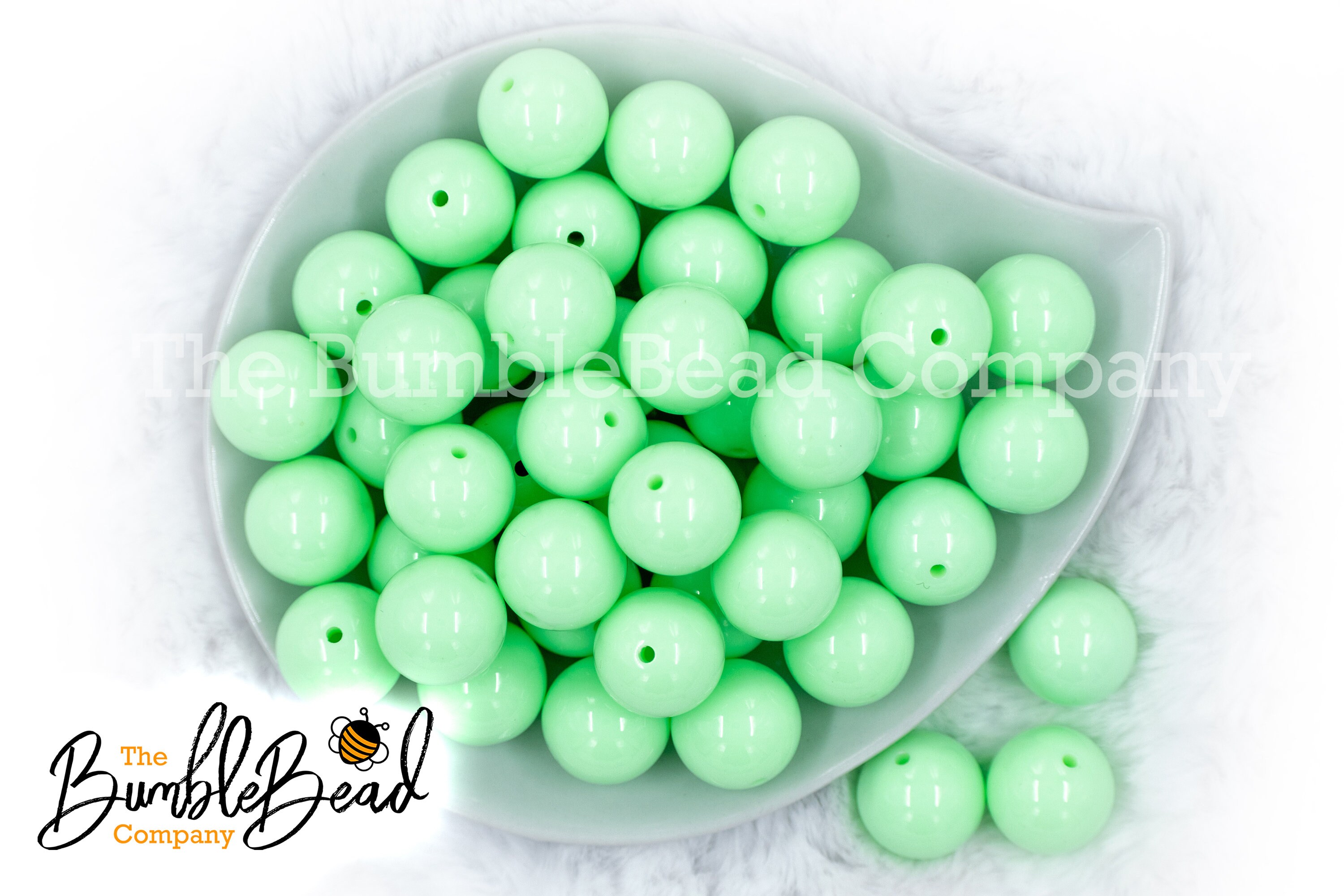 d36- 12mm Christmas Green Polka Dots Beads Chunky Bubble Gum Acrylic (20  Count)