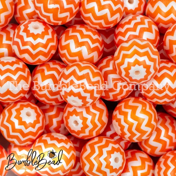 20MM Orange Chevron on White Matte Chunky Bubblegum Beads, Acrylic Gumball Beads in Bulk, 20mm Bubble Gum Beads, 20mm Shiny Chunky Beads