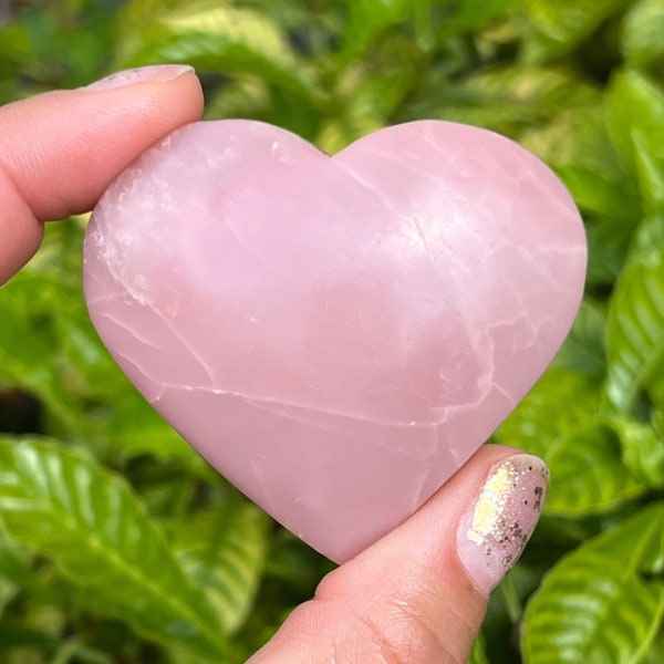 Corazón de ópalo rosa, Corazón hinchado, Corazón de cristal, Corazón de palma de ópalo rosa liso, Piedra de palma, Ópalo rosa