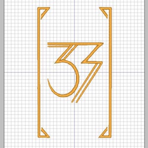 Op de afbeelding: Een geborduurd ontwerp met het nummer "33" in een gouden art deco-stijl, ingesloten in een rechthoekig frame. Het ontwerp staat tegen een rasterachtergrond.