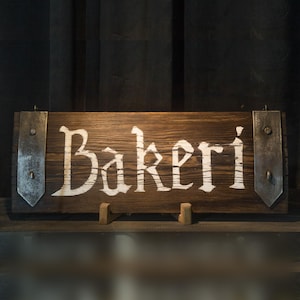 Bakeri sign,Bakery sign,Rustic kitchen sign,Kitchen sign retro,Wooden kitchen sign,Kitchen sign wood,Retro kitchen gift,Rustic kitchen gift