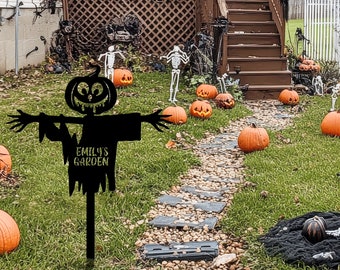 Custom Family name Halloween outdoor metal sign, Personalized garden sign, Metal Wall Art living room Door corridor Decor, Housewarming Gift