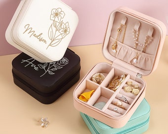 Boîte à bijoux personnalisée en fleurs gravées, étui à bijoux de voyage vintage personnalisé, organisateur de bijoux en cuir minimaliste, cadeau pour son anniversaire