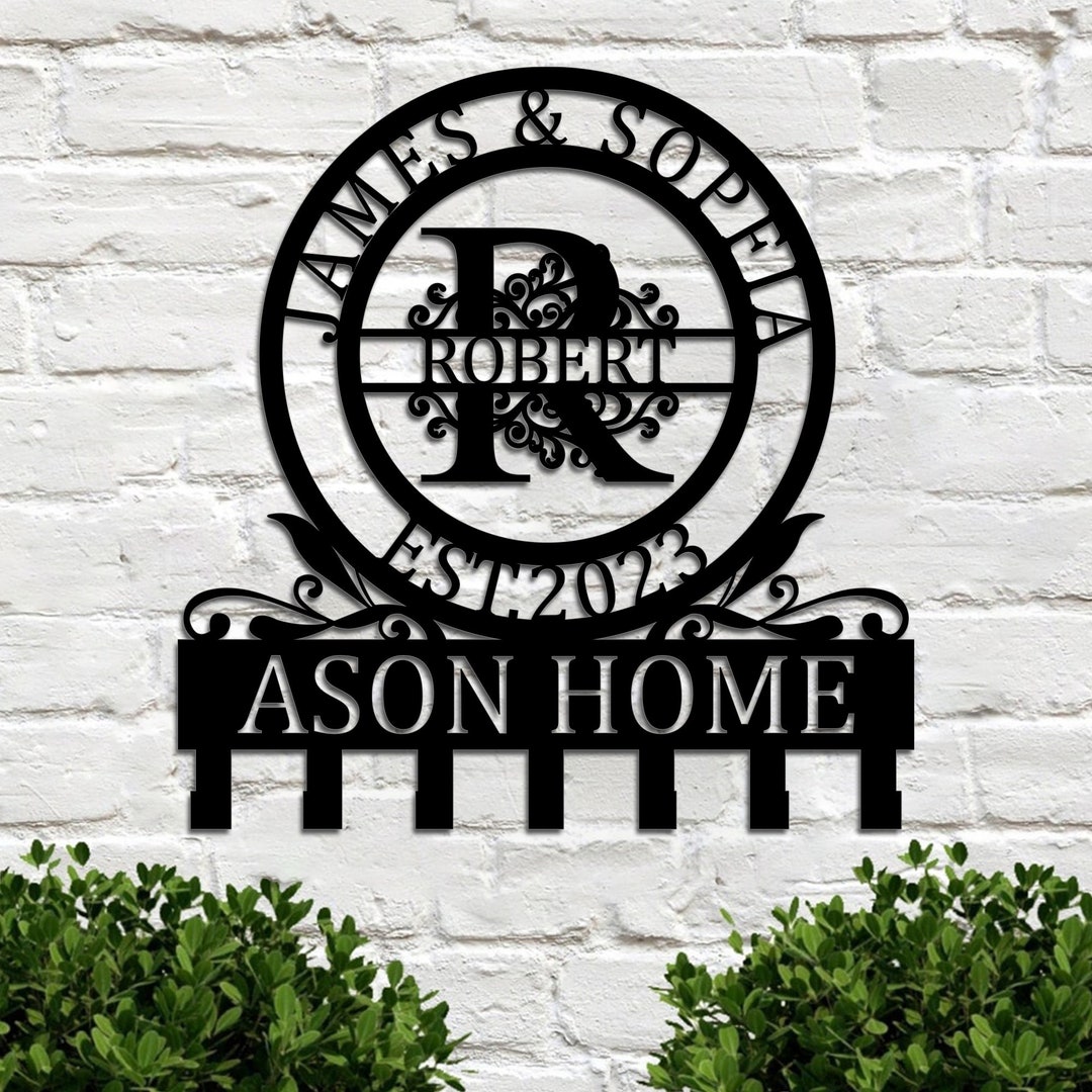 Personalized Family Name Sign With Hook, Custom Last Name Metal Sign ...