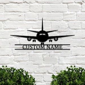 Custom Name Metal Sign, Personalized Family Name airplane Metal Sign, Metal Wall Art Front Door Decor Housewarming Gift Valentine&#39;s Day gift