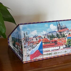 PRAGUE, République tchèque - Pli 3 en 1 - Motif de pliage du livre avec bande photo sur le bord avant uniquement - Téléchargement instantané.