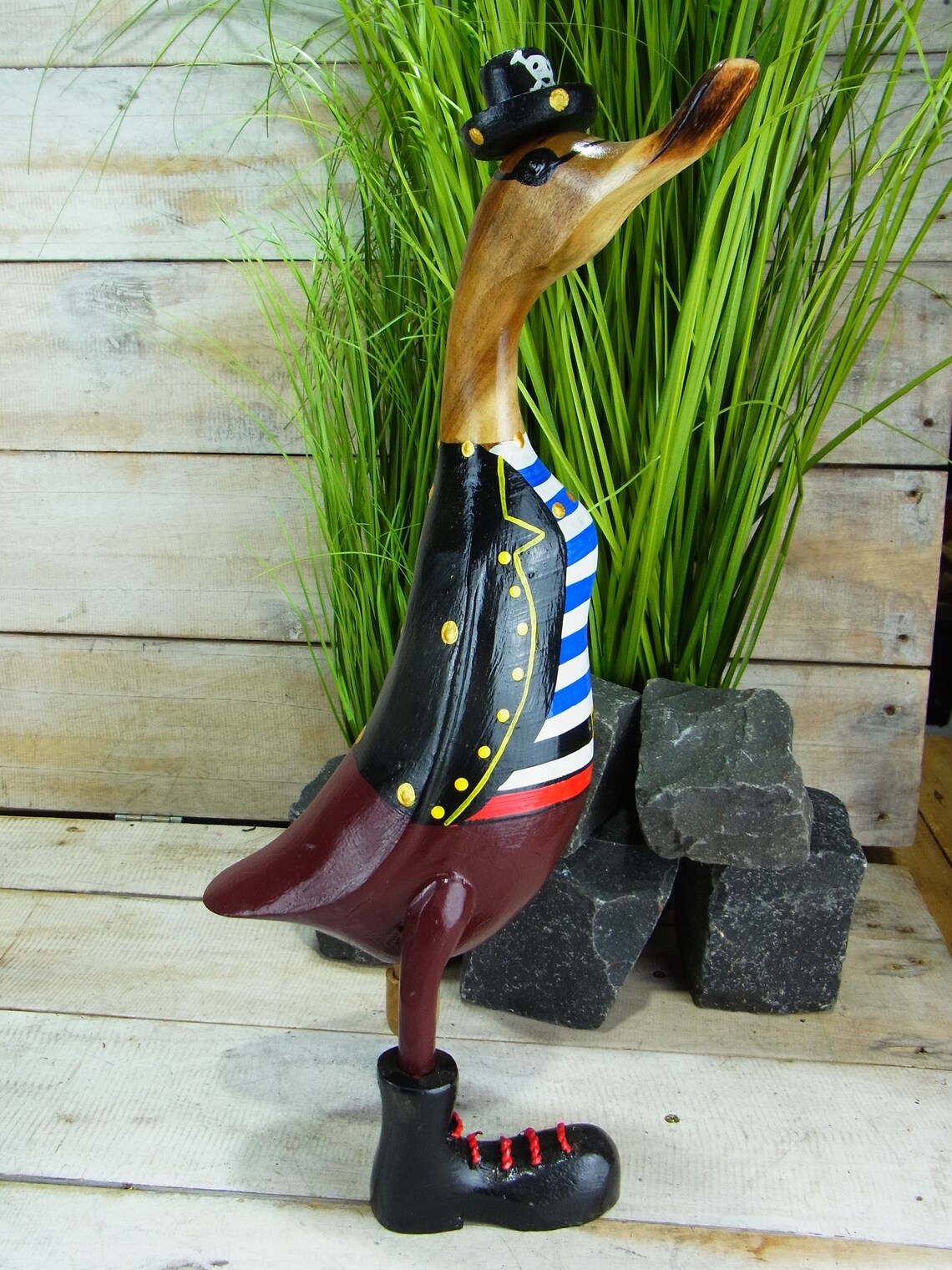 Holzente Laufente Pirat mit Holzbein 30 cm Gartendeko | Etsy
