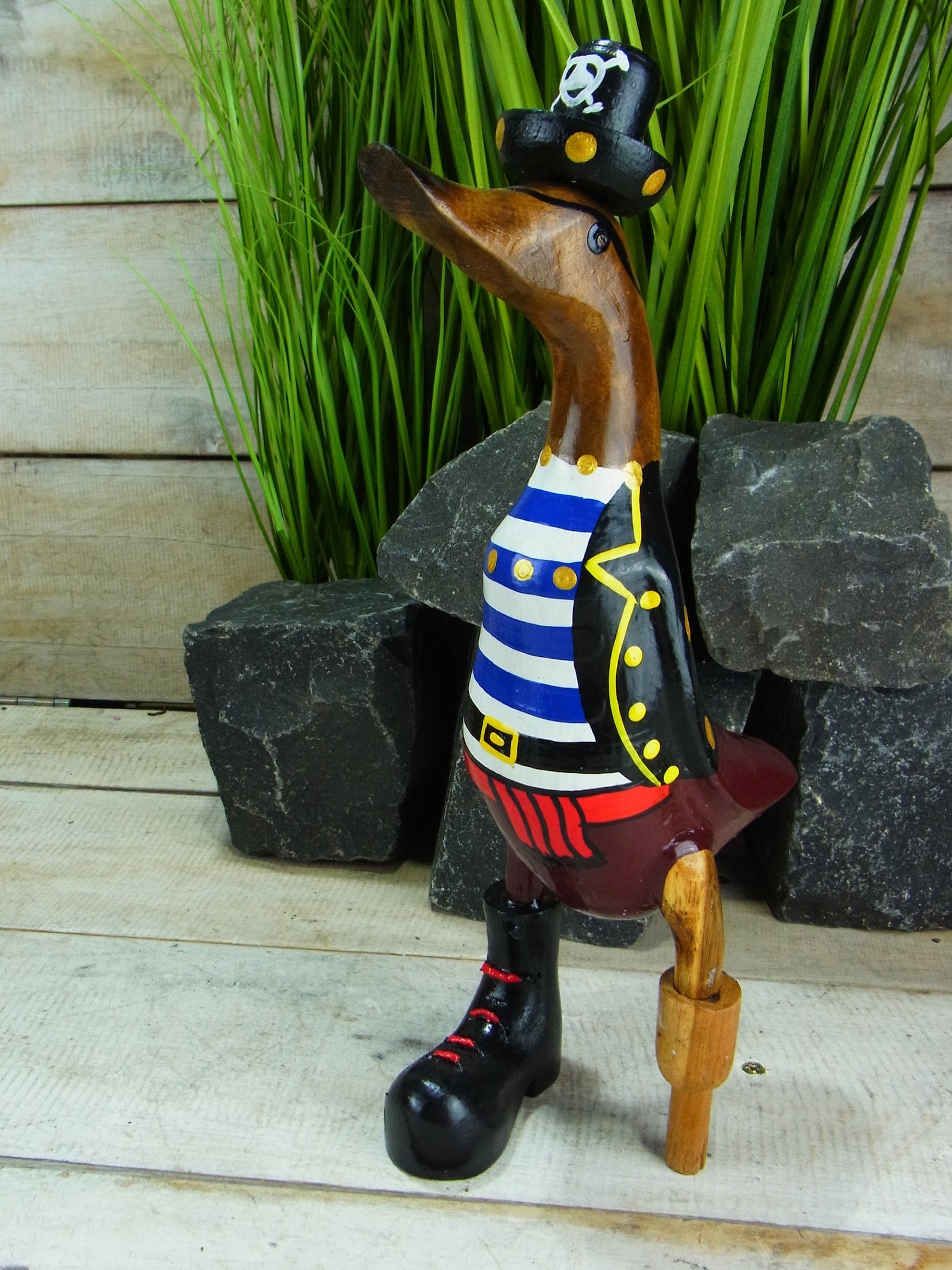 Holzente Laufente Pirat mit Holzbein 30 cm Gartendeko | Etsy