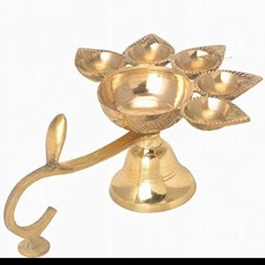 Messing Panch Aarti Diya-100 Schüttgut / indische Gunst / Pancharti Aarti Diya / Diwali Öllampe / Jyoti / Diya Stand / Tempel / Haus / Büro / indische Pooja