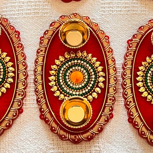 diwali favors Decorative Acrylic platter with haldi kumkum holder, Indian Pooja Wedding & Party Favors,Roli Chawal Birthday Gift Home Decor