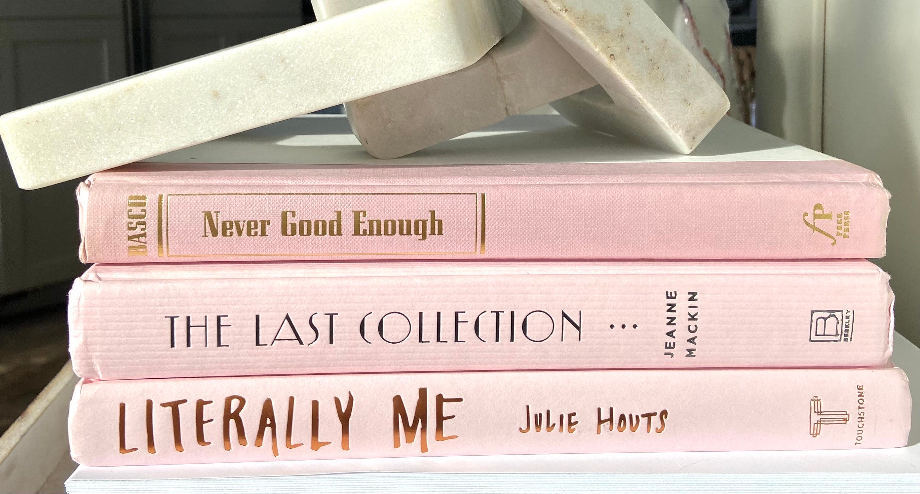 The LIGHTEST OF Pink DECORATIVE Books . 3 Delicate Sweet Super