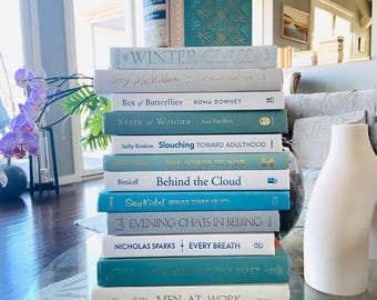 BEACH HOUSE STYLE - 15 Aqua Blue themed  Inspired Books to Stage your Coastal inspired home. Escape to the Sea with these delights.