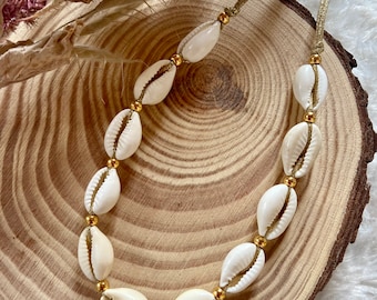 Cowrie shell choker necklace