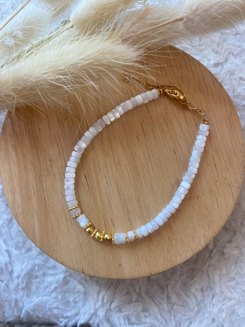 Bracelet perle nacre heishi ajustable image 3