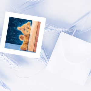 Carte naissance ourson + enveloppe illustration crayons de couleur impression mate carte postale carrée enveloppe carrée petit ours brun image 4