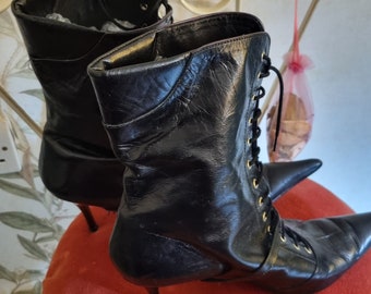 Vintage  Lavorione Artigian Black Leather Lace-up Back Mid Calf boots