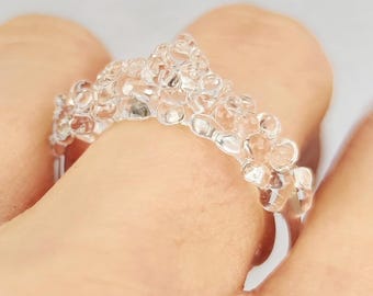 Gorgeous clear glass ring, minimalist & simple, elegant ring, lampwork, borosilicate glass, cocktail ring, cinderella ring, glass dots ring