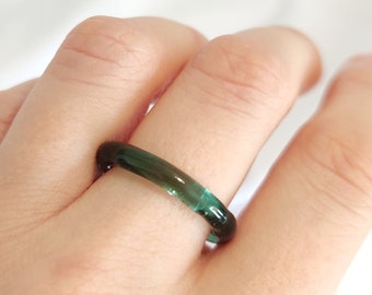 Emerald Green Glass Ring, Nature-Inspired Ring, Unique Borosilicate Glass Ring, Green Mimimalist Ring, Bohemian, Whimsical Glass Jewelry