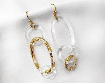 Long minimalistic asymetrical earrings with gold 23K, lampworking, borosiliate glass, wedding earrings, delicate and elegant, chic earrings