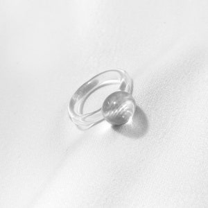 Glass ball ring, ball ring, large and impressive ring, glass ball ring, lampwork ring, borosilicate glass, minimalistic and simple, elegant image 3