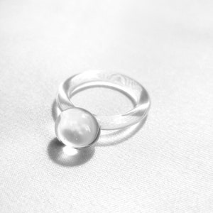 Glass ball ring, ball ring, large and impressive ring, glass ball ring, lampwork ring, borosilicate glass, minimalistic and simple, elegant image 5